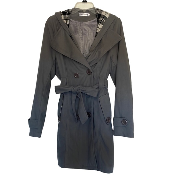 ⭐️NWOT⭐️ Beautiful breasted grey trench coat - NEW without tags - Picture 2 of 12